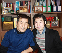 韩国赫尔希整形外科院长与钢琴家YIRUMA合影